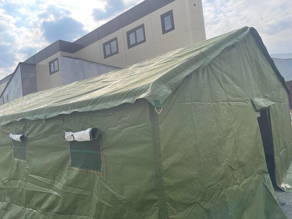 Палатка Каркасная утепленная зеленого цвета 12х6